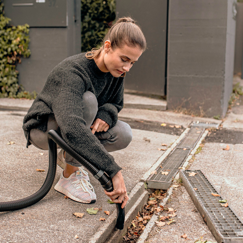 Aspirator uscat/umed Karcher, tip WD4 V-20/5/22, 1000W