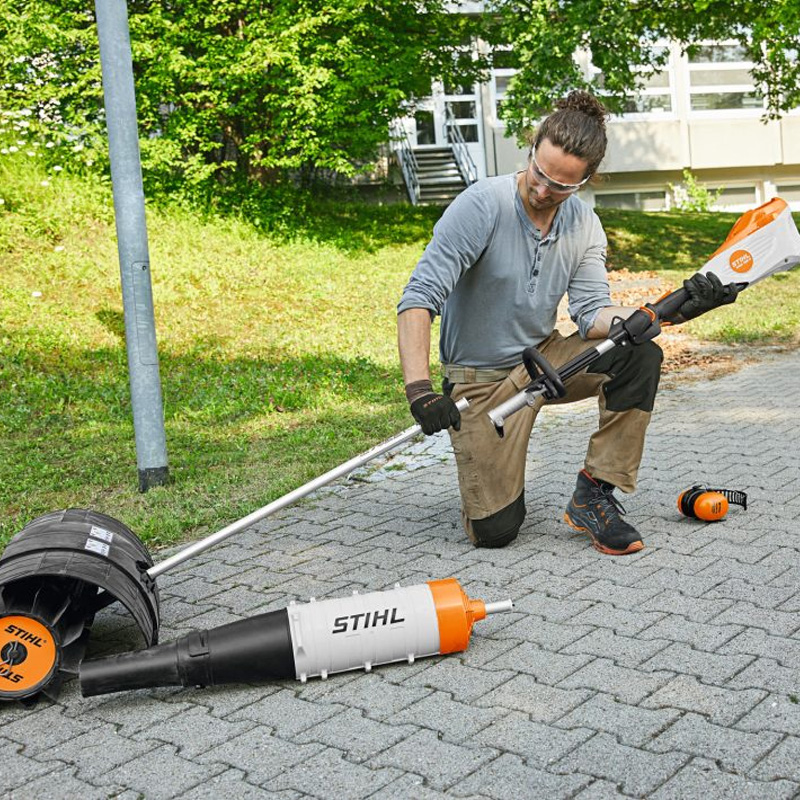 Unitate motor compatibil cu acumulator din clasa AK, SOLO, Stihl tip KMA80.0R