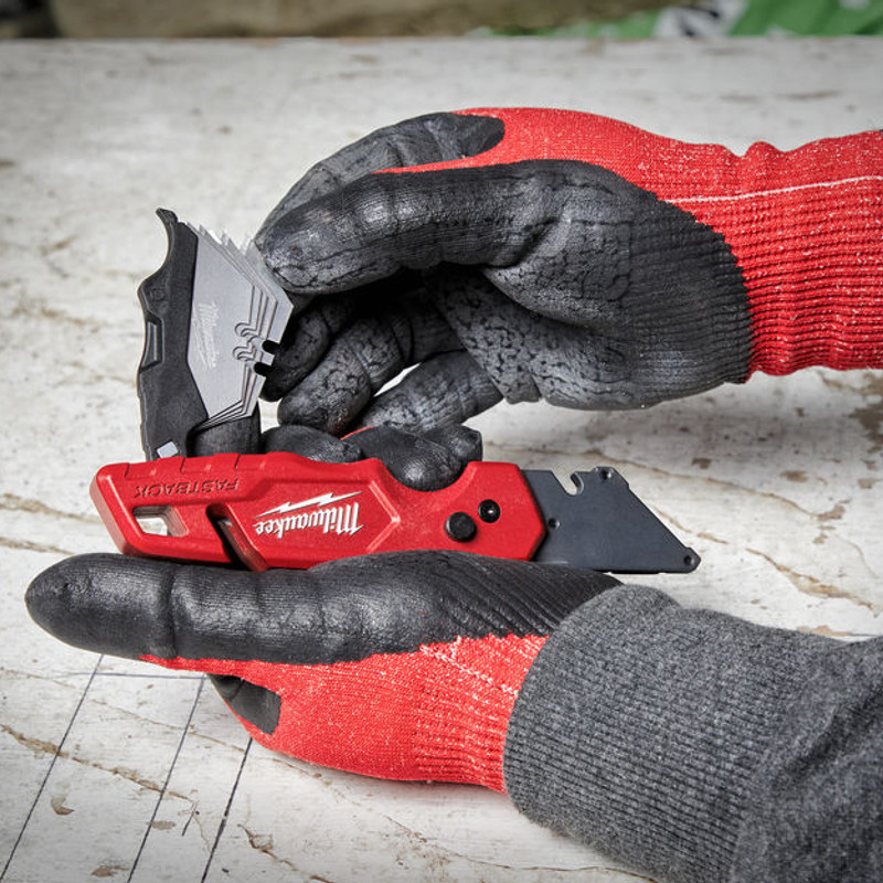 Cutit utilitar pliabil si compact, cu magazie pentru lame, Milwaukee FLIP FASTBACK
