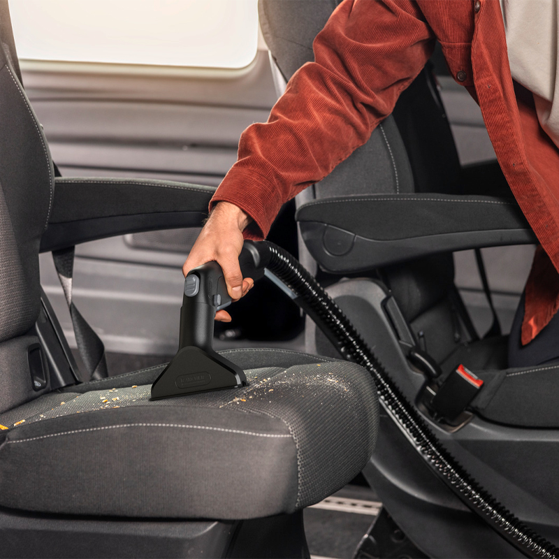 Aspirator cu spalare Karcher, tip SE5 Upholstery