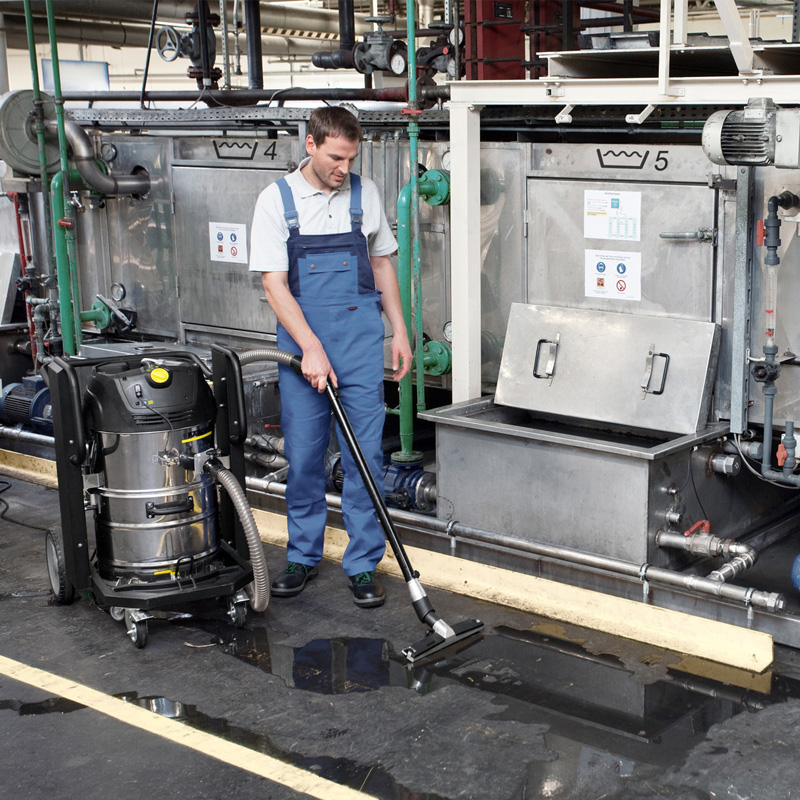 Aspirator industrial compact Karcher IVC 60/24-2 Tact