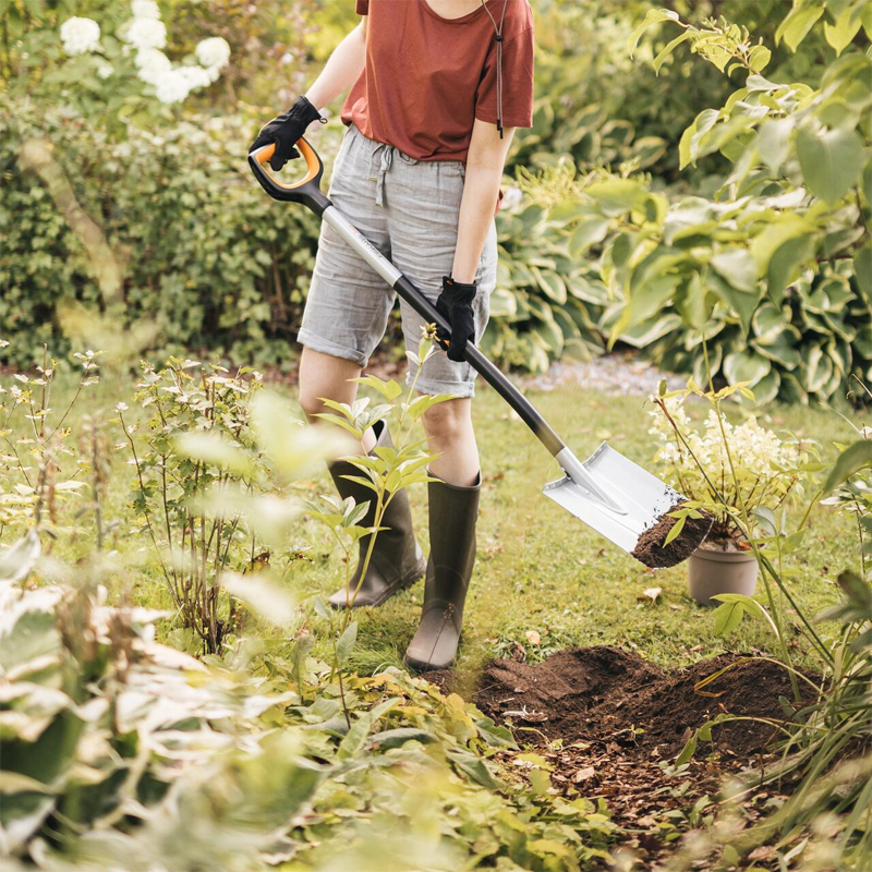 Cazma cu varf rotunjit, tip Fiskars Xact™