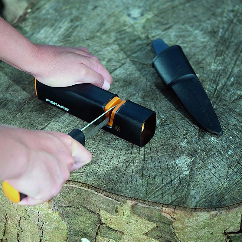 Dispozitiv pentru ascutit topoare si cutite Xsharp™, Fiskars