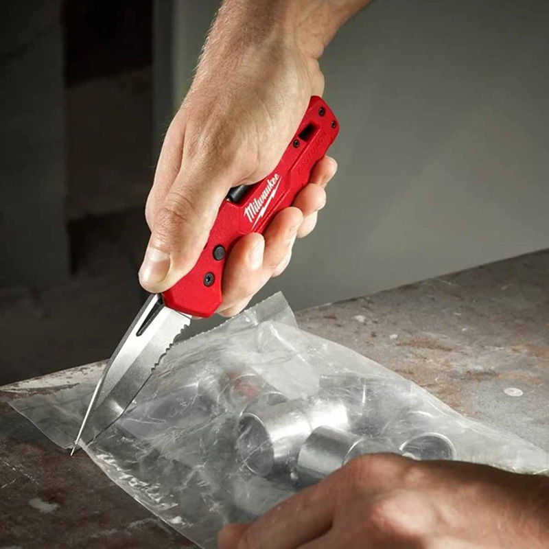 Cutit utilitar pliabil (briceag) 5 in 1, Milwaukee FASTBACK™
