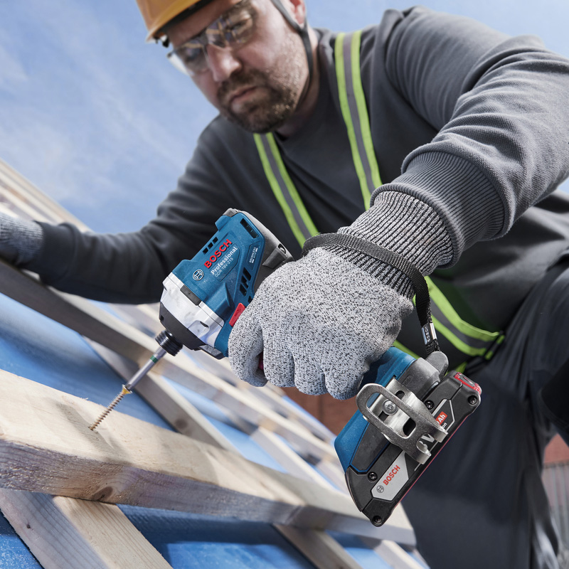 Masina de insurubat cu impact, percutiue si acumulatori 18V Li-Ion, 215 Nm, SOLO, tip GDR 18V-215