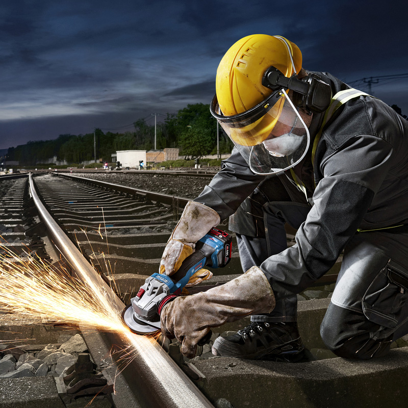 Polizor unghiular Bosch, 125 mm, 18V Li-Ion, SOLO, tip GWS 18V-11