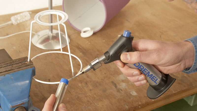 Lampa de lipit cu gaz tip Versa Flame