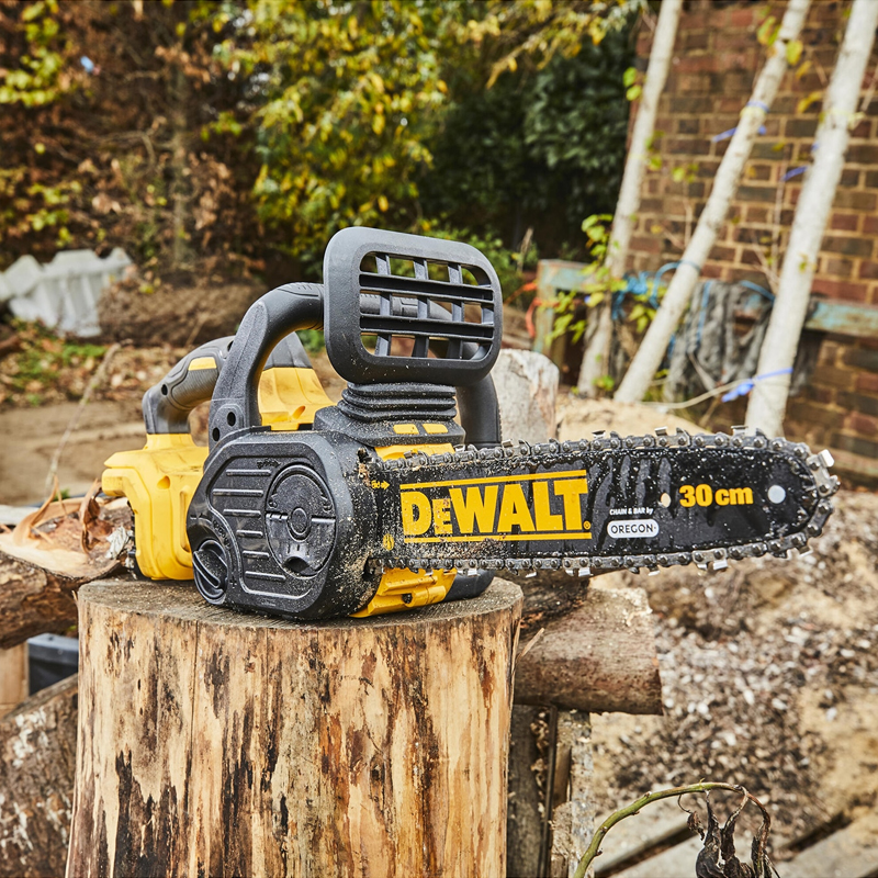 Electrofierastrau cu lant, 18V Li-Ion XR, 5.0 Ah, 30 cm, Dewalt, tip DCM565P1-QW