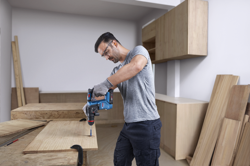 Ciocan rotopercutor SDS-plus 18V, SOLO, ONECHUCK, KICKBACK CONTROL, Bosch GBH 18V-18 X