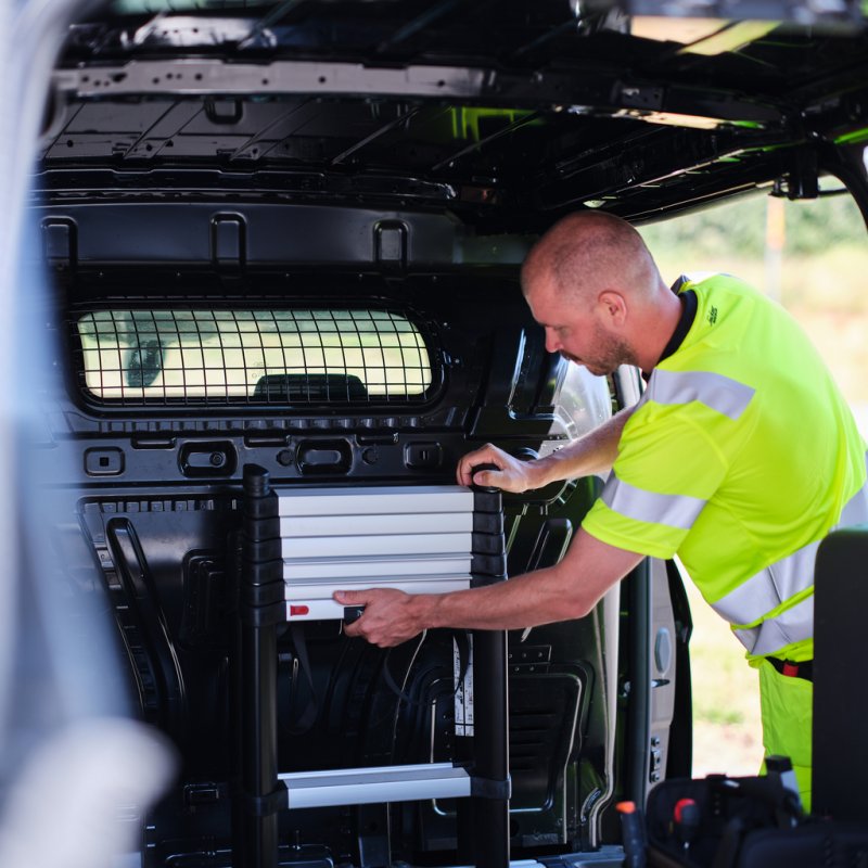 Scara telescopica multifunctionala, Telesteps, 2.3m, 7 trepte 80mm, tip Combi-Line 2.3