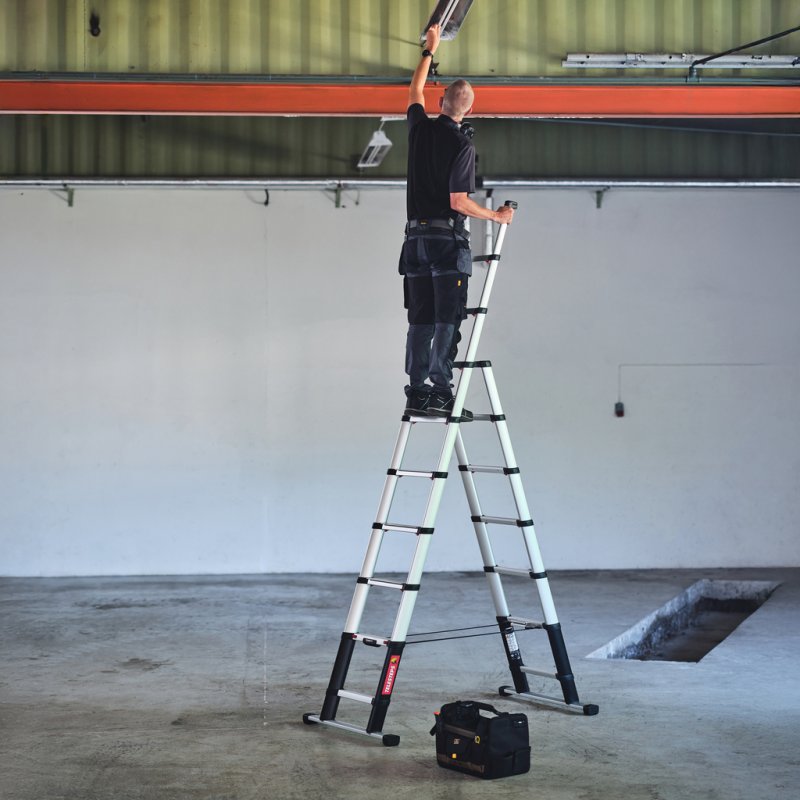 Scara telescopica multifunctionala, Telesteps, 3.0m, 9 trepte 80mm, tip Combi-Line 3.0