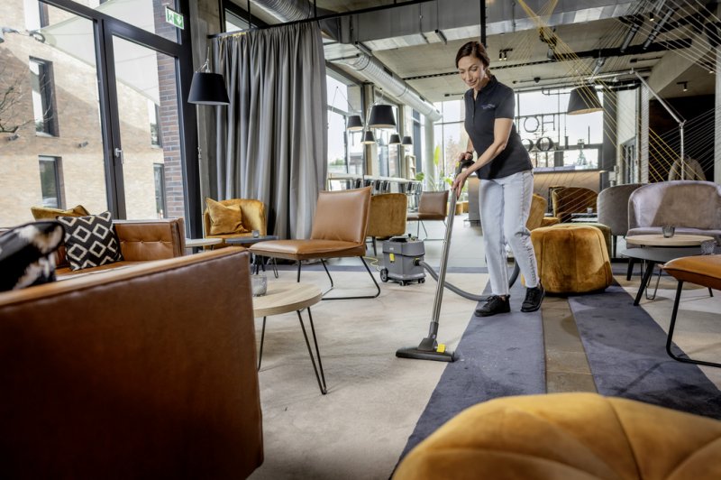 Aspirator uscat cu sac tip T 15/1 Corded