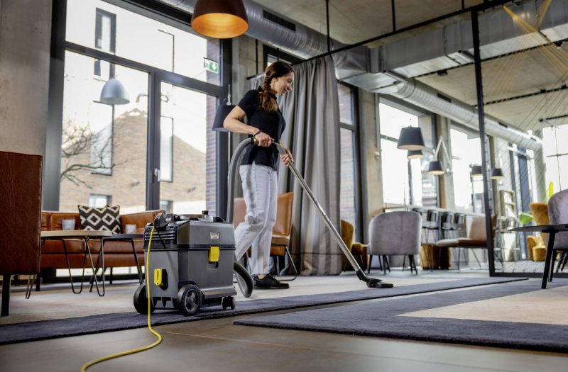 Aspirator uscat cu sac tip T 15/1 Corded