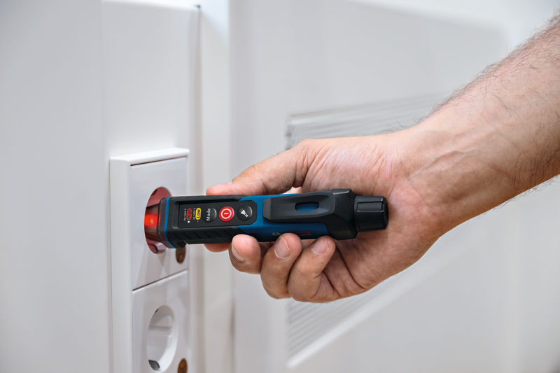 Tester de tensiune Bosch, tip GVD 1000-17 Professional