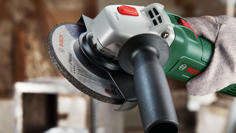 Polizor unghiular 115mm, 750W, tip UNIVERSALGRIND 750-115