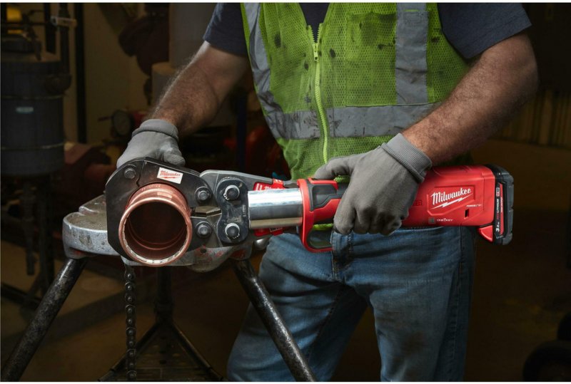 Presa hidraulica pentru sertizat tevi metalice sau compozite, M18™, 2x3Ah, FORCE LOGIC™ Milwaukee High Force, tip M18 ONEBLHPT-302C TH-SET