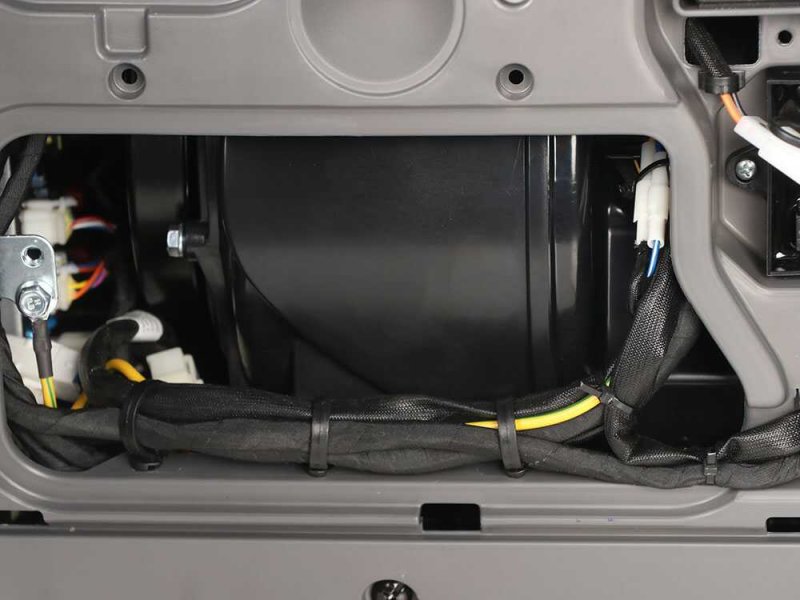 Generator de curent digital (inverter) monofazat, 4.2 kW, tip PMI4500