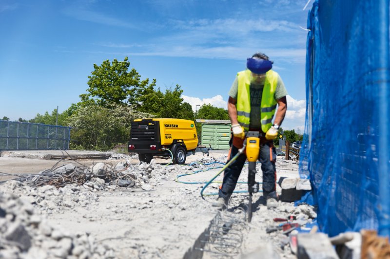 Motocompresor mobil cu surub M44PE