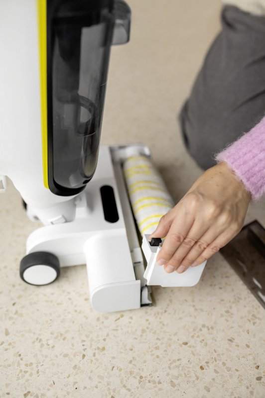 Mop si aspirator cu acumulator 18V, rola 250mm, tip FCV 4