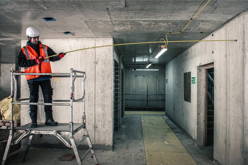 Ruleta Milwaukee premium, banda lata 35mm, 8m (GEN II)