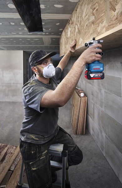 Masina de frezat verticala Bosch 18V, SOLO, tip GLF 18V-8