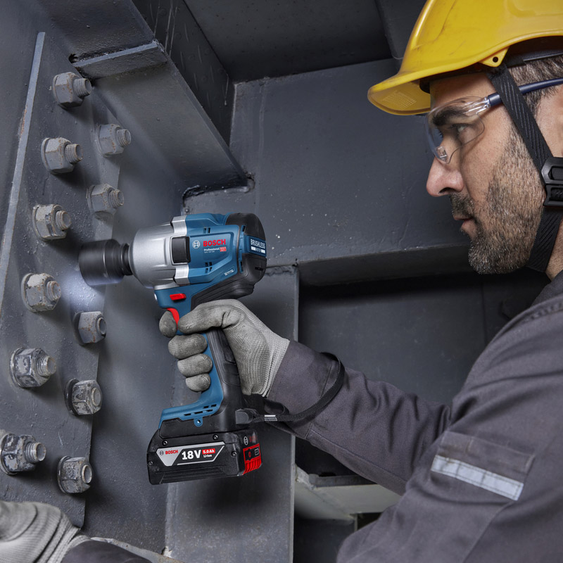 Masina de gaurit/insurubat cu percutie 18V Li-Ion, 780 Nm, 1/2