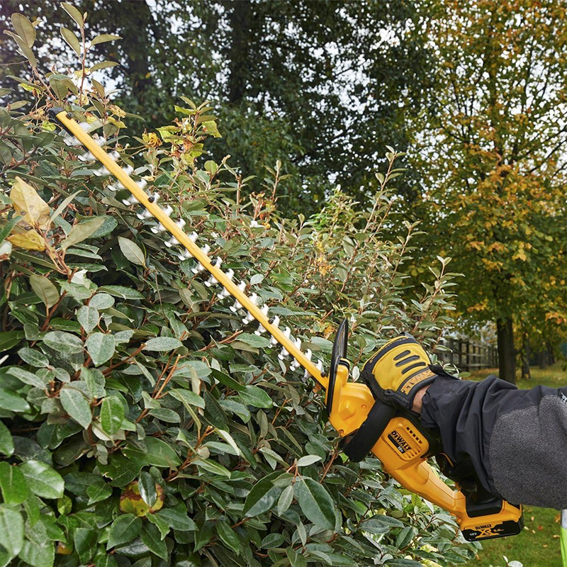 Foarfeca de tuns gard viu 55cm, 18V, 5.0Ah, Dewalt, tip DCMHT562P1-QW