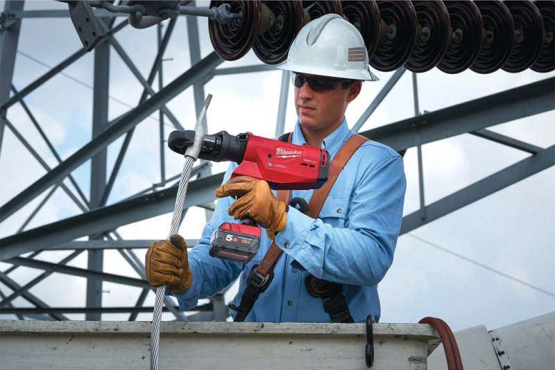 Presa hidraulica pentru sertizat cabluri 109kN, M18™, 1x5Ah, 1x2Ah, FORCE LOGIC™ Milwaukee High Force, M18 HCCT109/42-522C