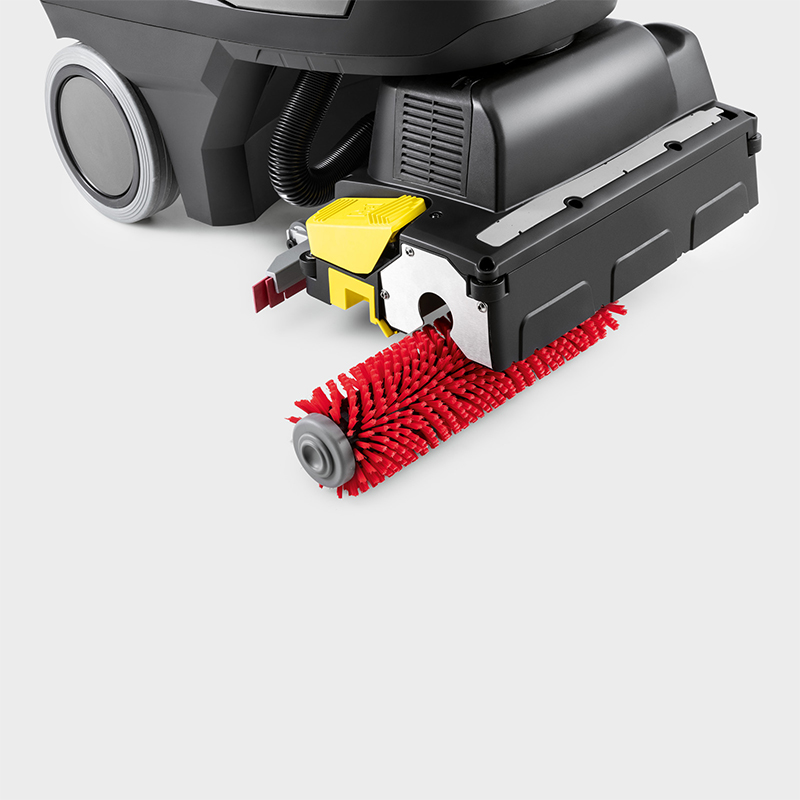 Masina de frecat-aspirat Karcher BR 35/12 C Bp Pack Go!Further, cadou: detergent pardoseala RM 69 N - 2 x 5 litri