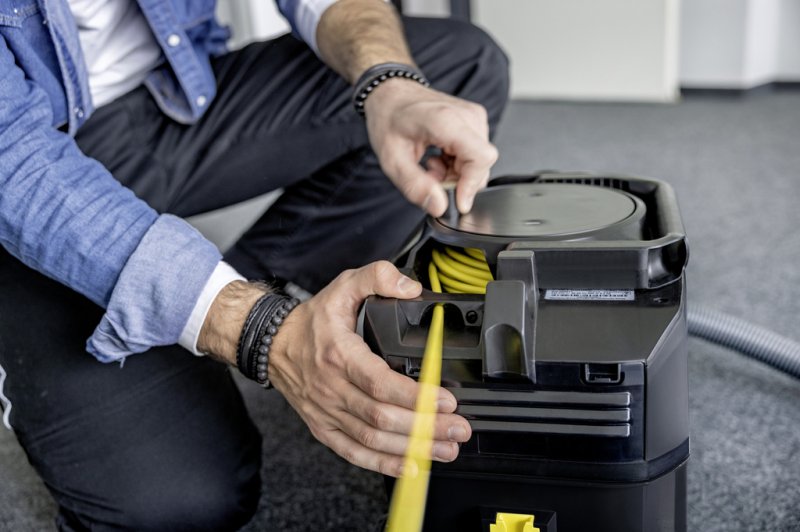 Aspirator uscat cu sac tip T 10/1 Adv HEPA Go!Further, cadou 10 saci