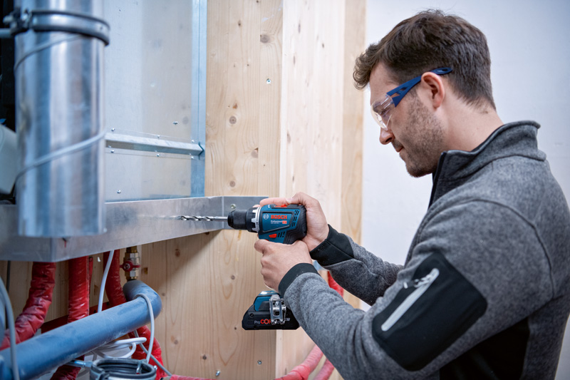 Masina de gaurit/insurubat 18V, 2x2.0Ah, Bosch GSR 18V-90 C
