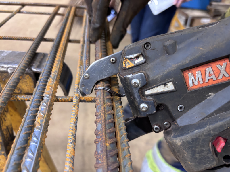 Masina de legat fier-beton MAX RB613T, 32 - 61mm