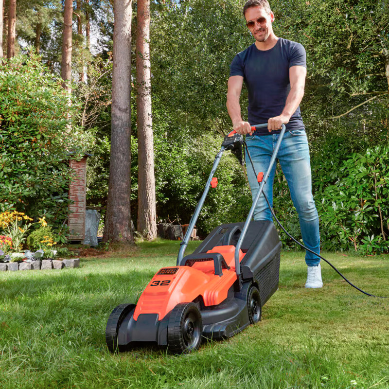 Masina electrica de tuns iarba Black&Decker, 1200W, 32cm, tip BEMW451-QS